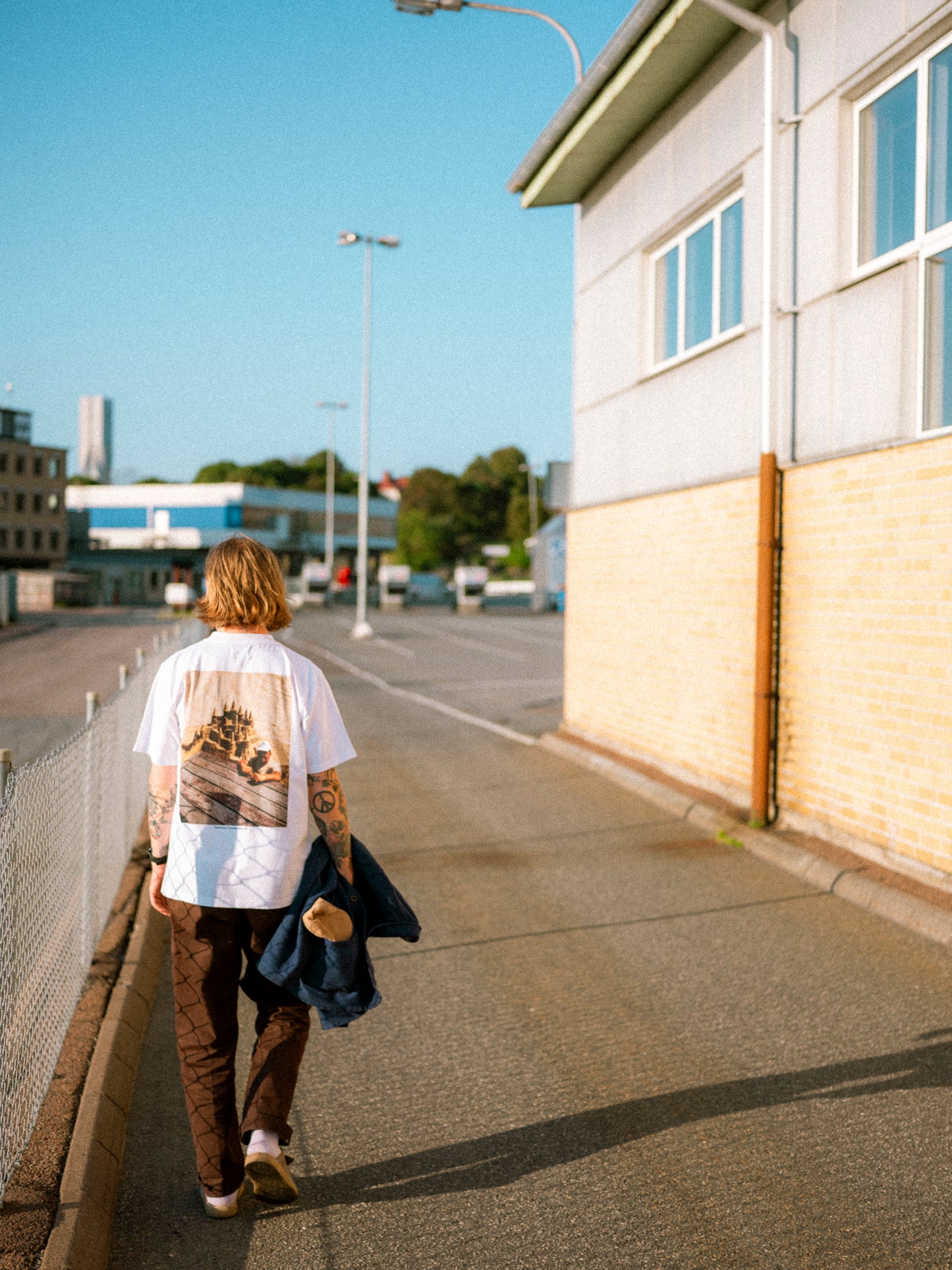 CGE x La Mer Nordique Sandslott Tee
