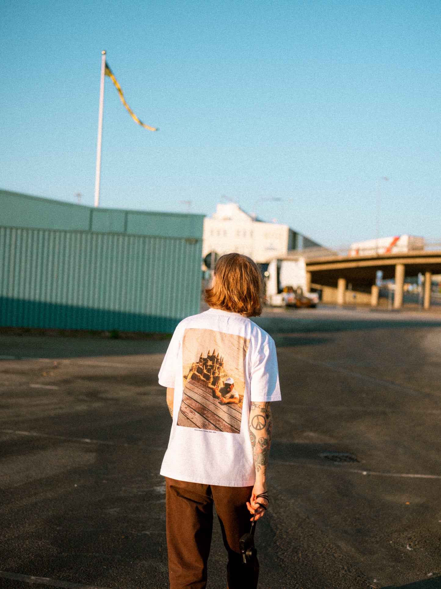 CGE x La Mer Nordique Sandslott Tee