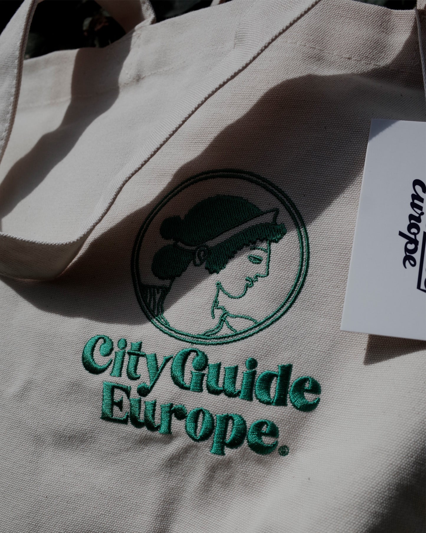 Heroine Embroidery Tote Bag Natural/Green
